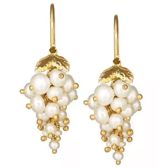 KATE WOOD • Pearl Grapevine Cluster Earrings - Picture 3 of 4